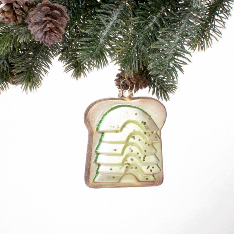 8-oak-lane-avocado-toast-ornament-lifestyle