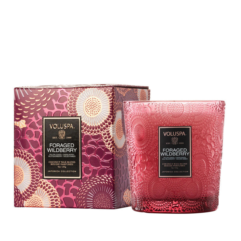 voluspa-foraged-wildberry-classic-candle-with-box