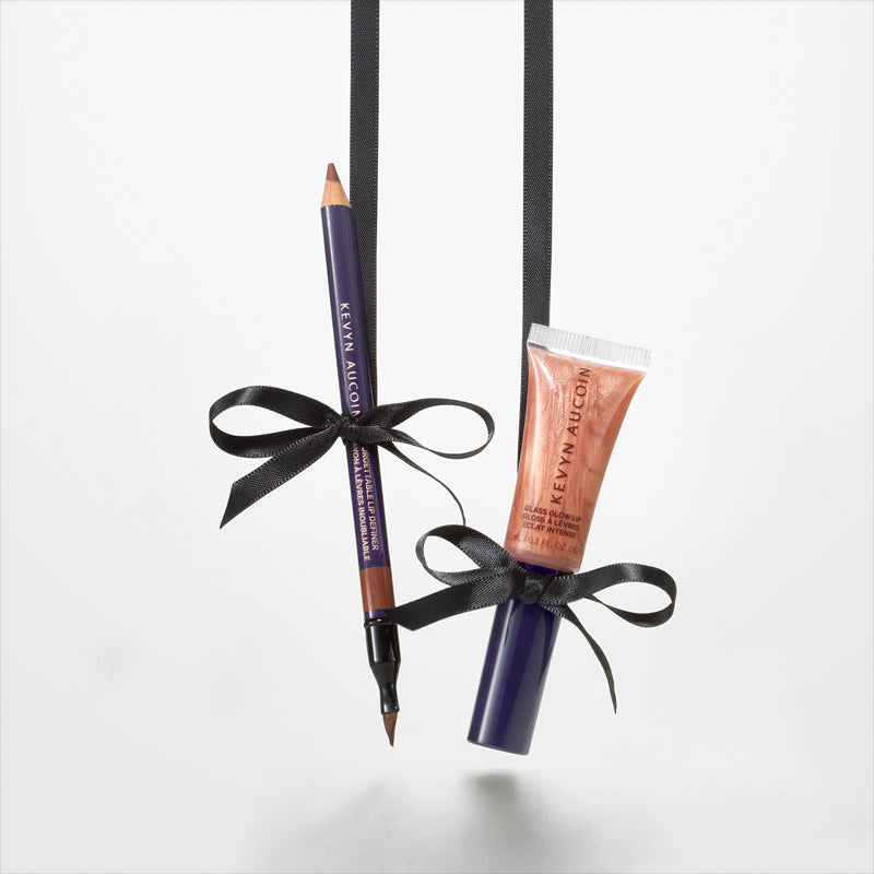 kevyn-aucoin-glass-glow-lip-duo-lifestyle