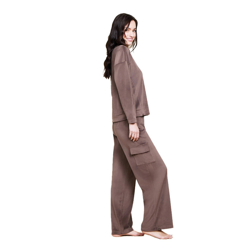 barefoot-dreams-luxechic-cargo-pant-side-view