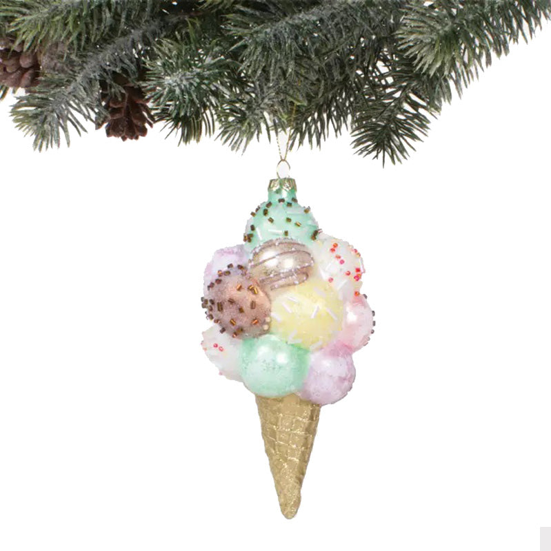 8-oak-lane-gelato-ornament-lifestyle